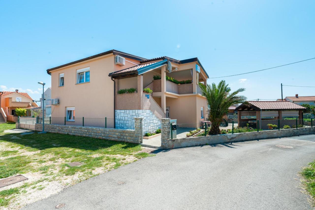 Apartments With A Parking Space Nin, Zadar - 19555 Exterior foto